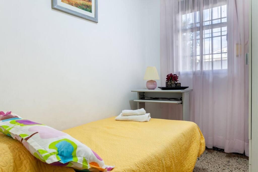 Apartamento Tahalia 3 Habitaciones Уэльва Экстерьер фото